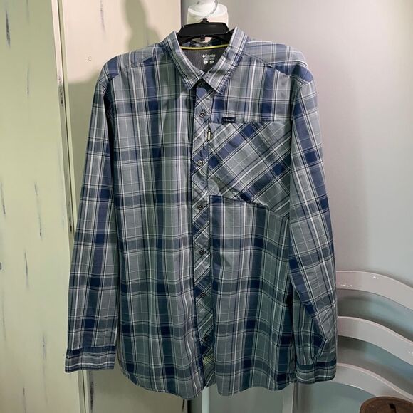 Men’s Columbia Button Up - Picture 1 of 5